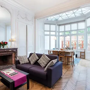 vieux-lille-porte-de-gand.lillehotels.org/